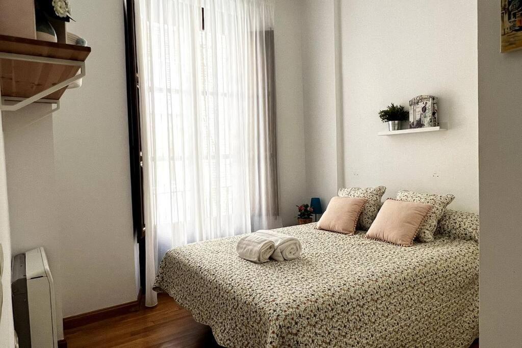 Apartamento Muy Centrico En Granada Exterior photo