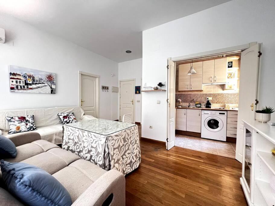 Apartamento Muy Centrico En Granada Exterior photo