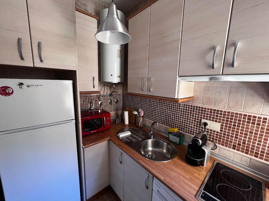 Apartamento Muy Centrico En Granada Exterior photo
